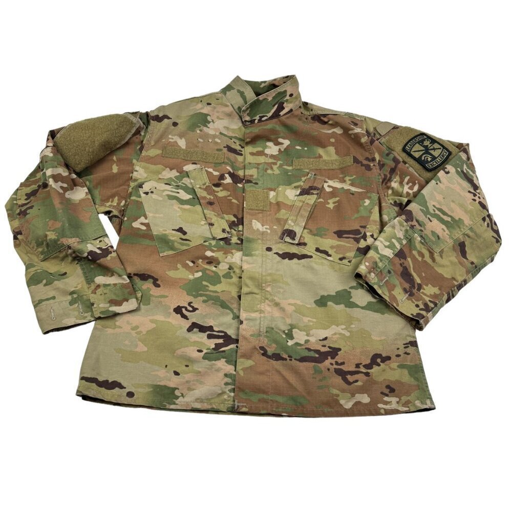 U.S. Army Combat Camo Jacket Unisex Size Medium-Short